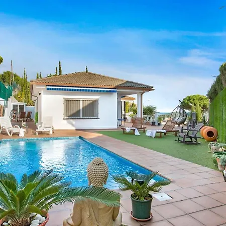 Villa Rosas *