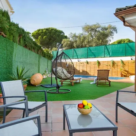 Rosas Villa Blanes